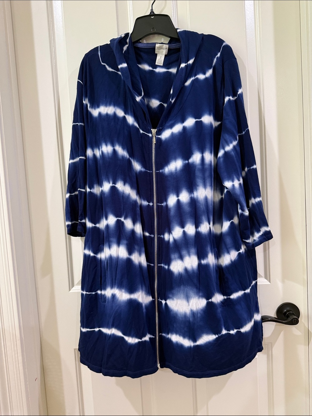 Zenergy by Chico's Navy and White Tie-Dye Zip-Front Tunic Top